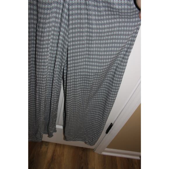 BCBGeneration Hexagonal Print Wide Leg Strappy‎ Pant Suit Size Small - Picture 2 of 5